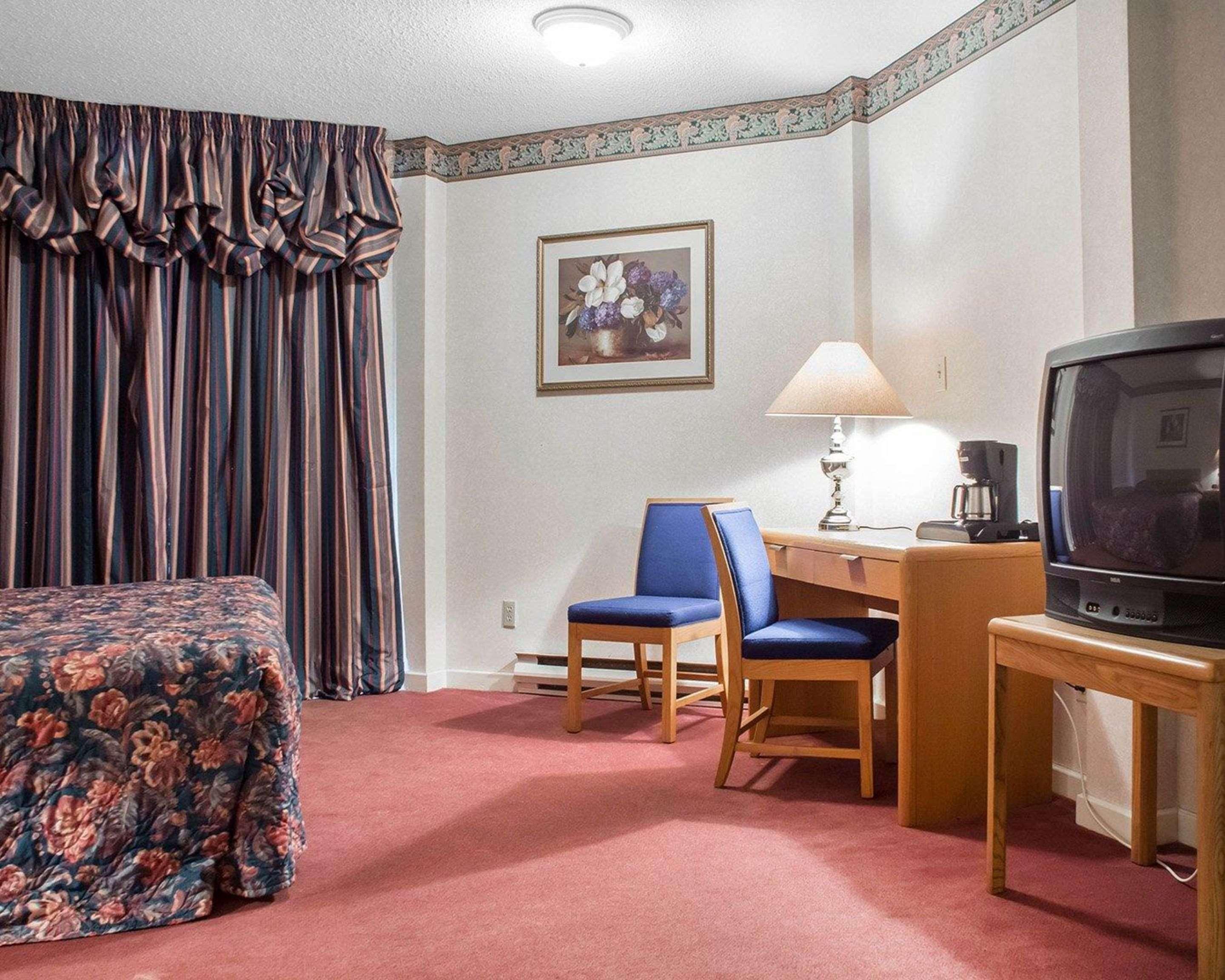Econo Lodge By The Falls Niagara-vízesés Kültér fotó