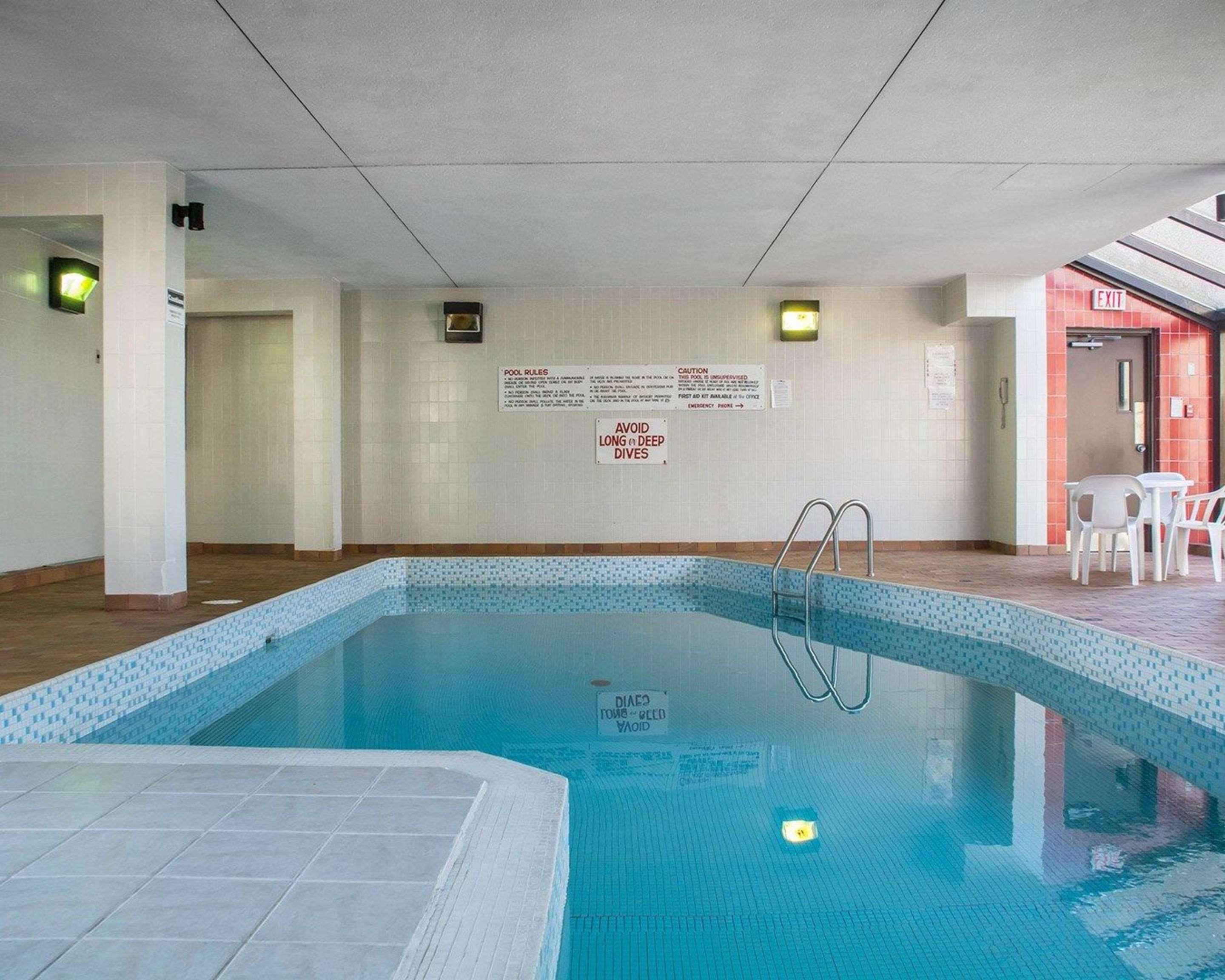 Econo Lodge By The Falls Niagara-vízesés Kültér fotó