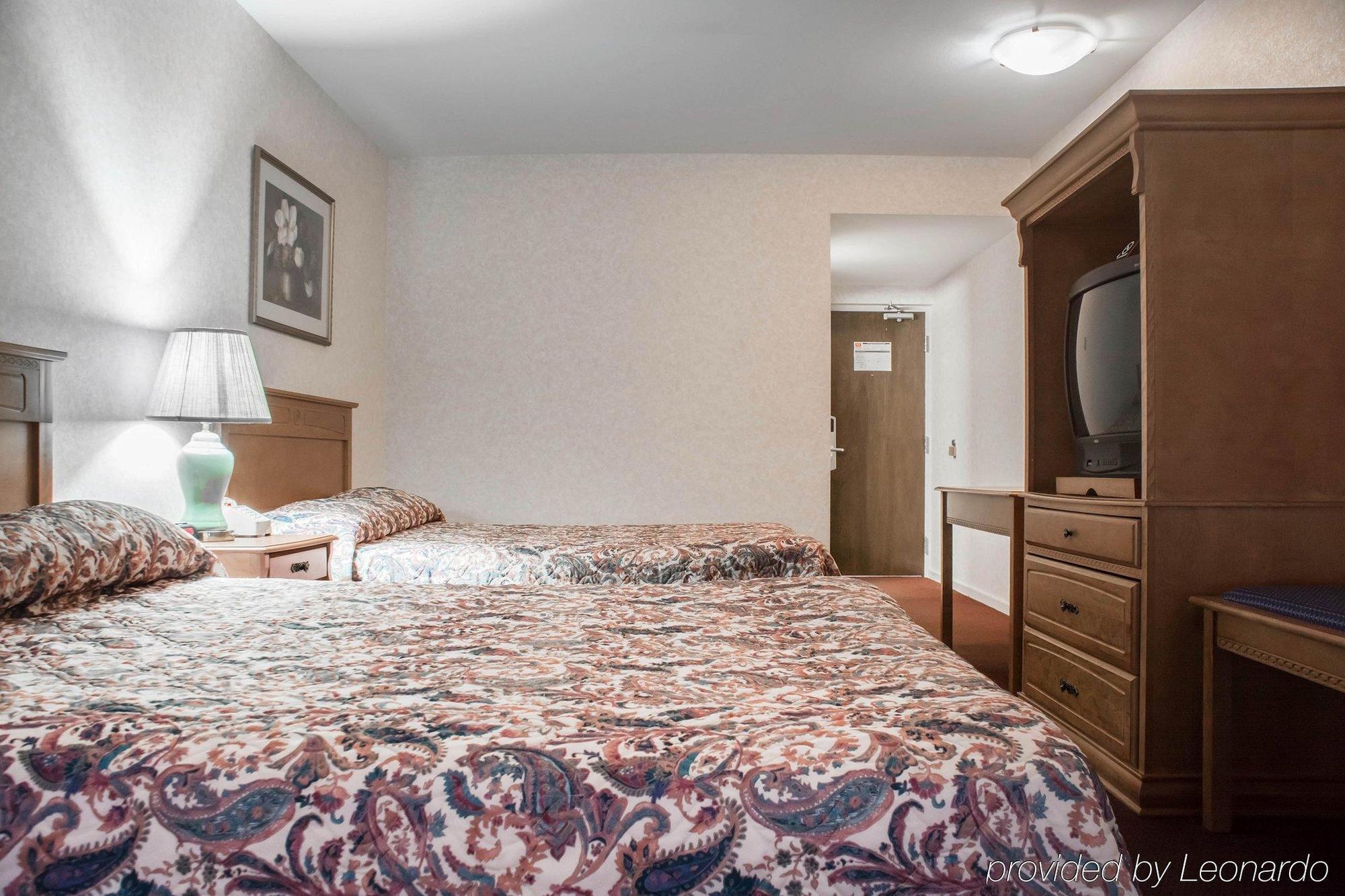 Econo Lodge By The Falls Niagara-vízesés Kültér fotó