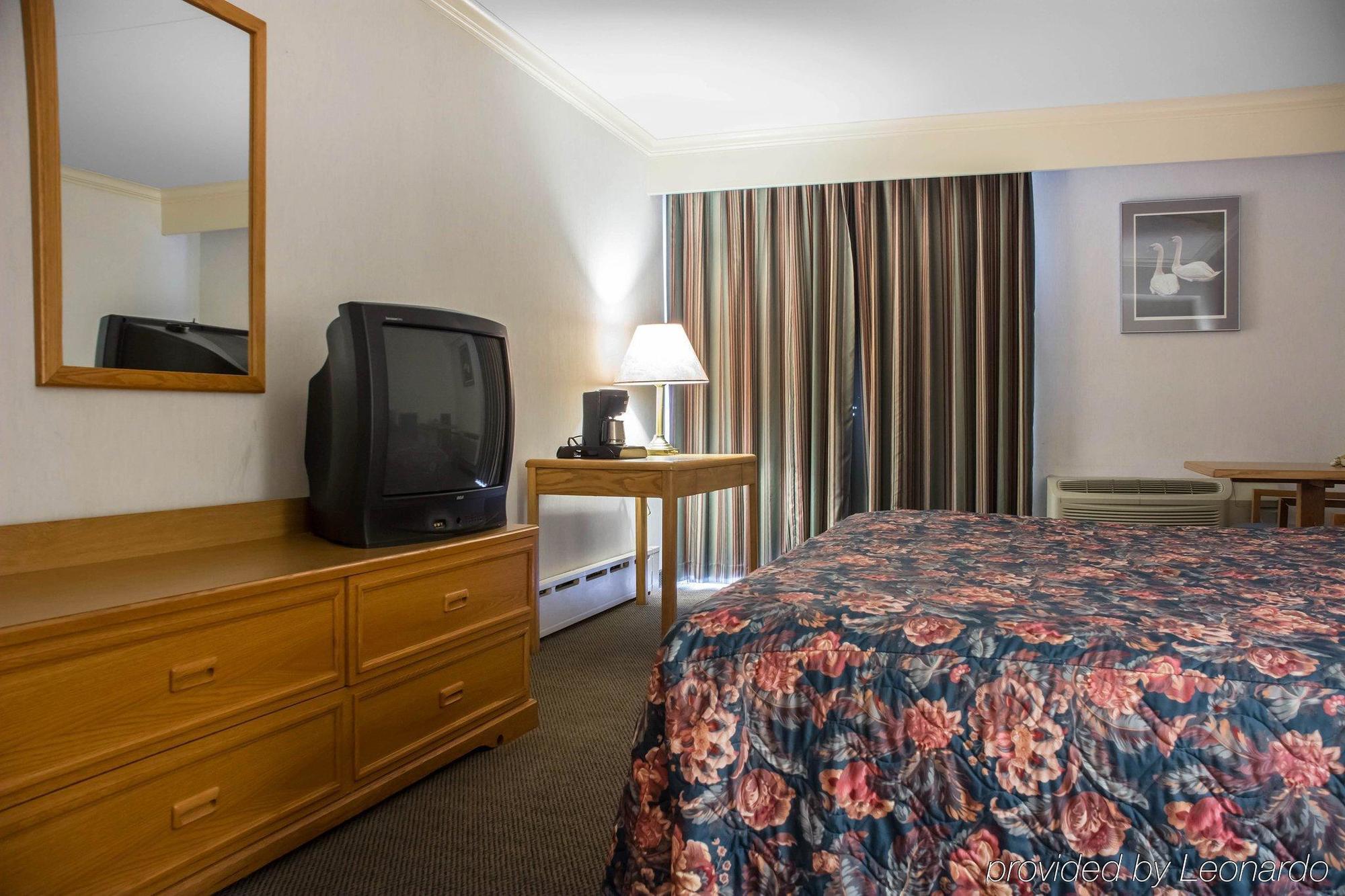 Econo Lodge By The Falls Niagara-vízesés Kültér fotó